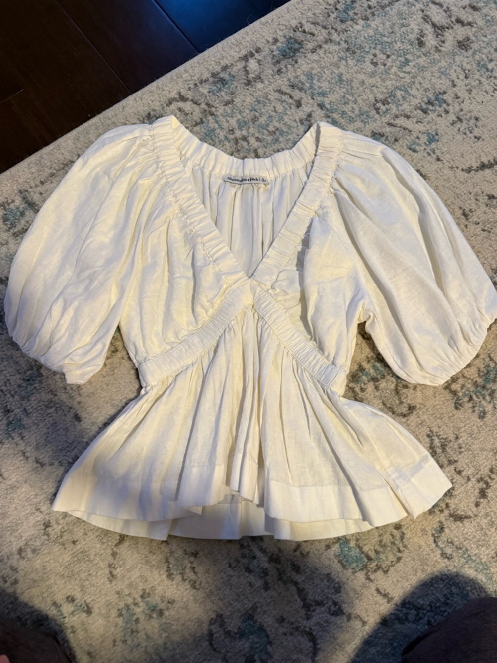 Abercrombie white top